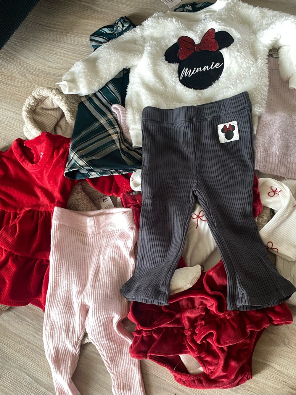 Baby girl clothes lot